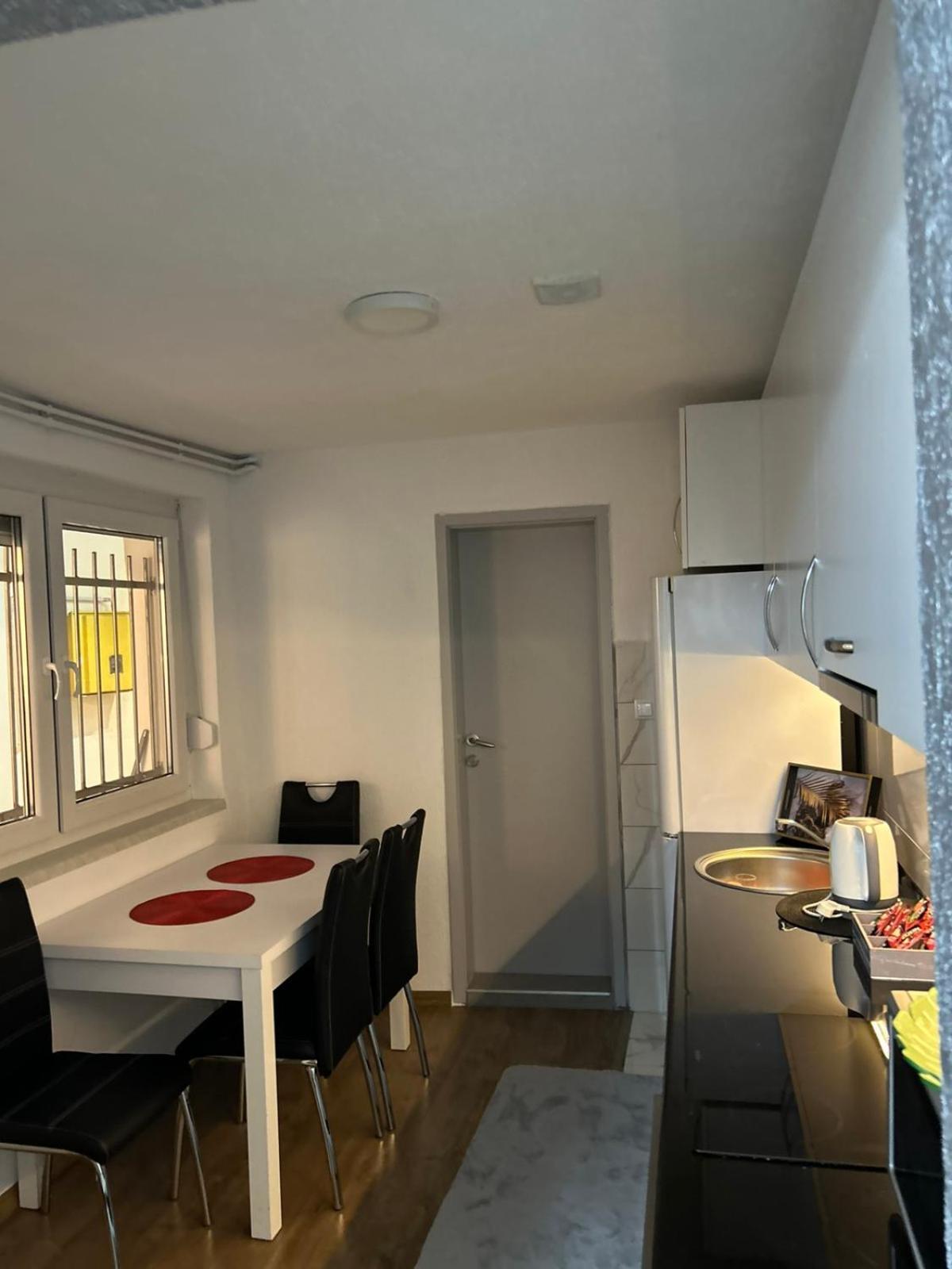 Apartman Hana Сараево Экстерьер фото